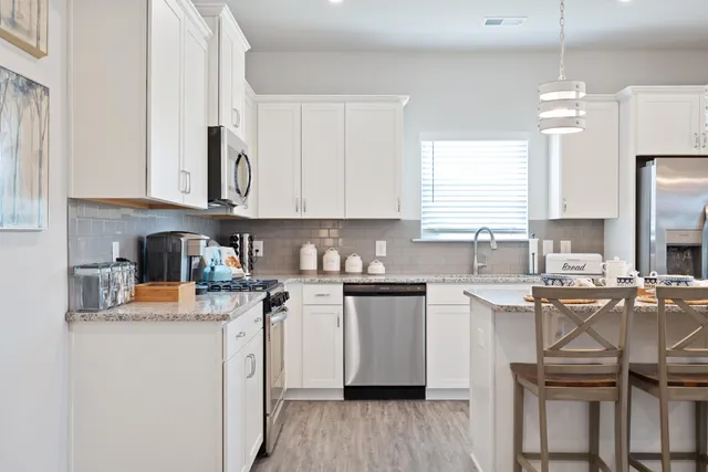 $406,540 | 8163 Harbour Chase Loop, Ooltewah, TN 37363