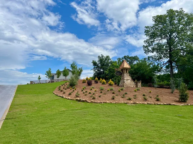 $406,540 | 8163 Harbour Chase Loop, Ooltewah, TN 37363