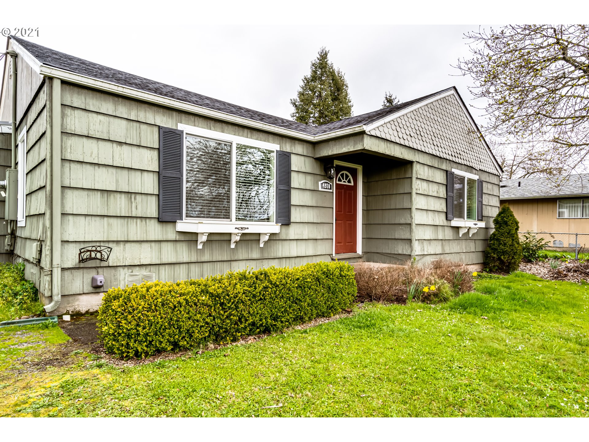 4970 E Street Springfield, OR 97478 - Photo 3 of 32