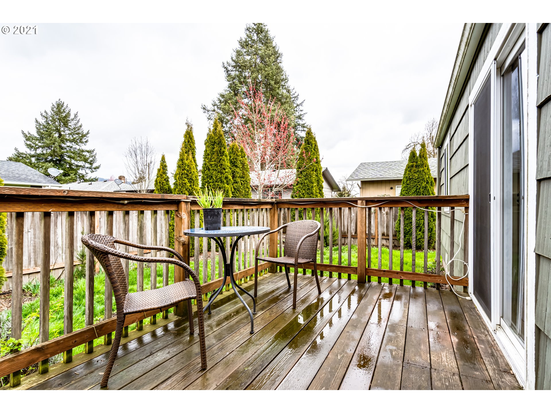 4970 E Street Springfield, OR 97478 - Photo 5 of 32
