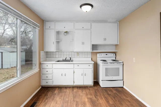 $89,900 | 4534 South Osage Avenue, Wichita, KS 67217