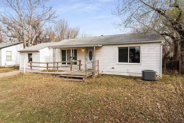 $89,900 | 4534 South Osage Avenue, Wichita, KS 67217