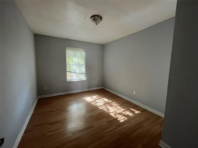 $950 | 5142 Higgins Street, Unit B, Houston, TX 77033