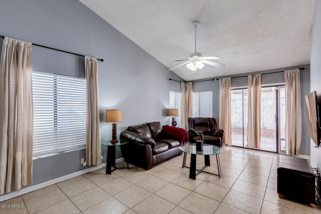 1102 East Wagoner Road Phoenix, AZ 85022 - Photo 11 of 24 11-Wagoner