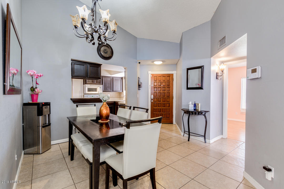 1102 East Wagoner Road Phoenix, AZ 85022 - Photo 6 of 24 06-Wagoner