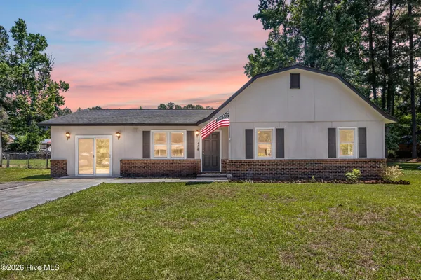 $225,000 | 434 Kenwood Drive, Jacksonville, NC 28540
