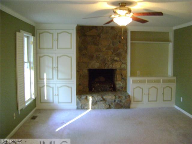 2526 Rogers Road Graham, NC 27253 - Photo 3 of 7 Living Room.
