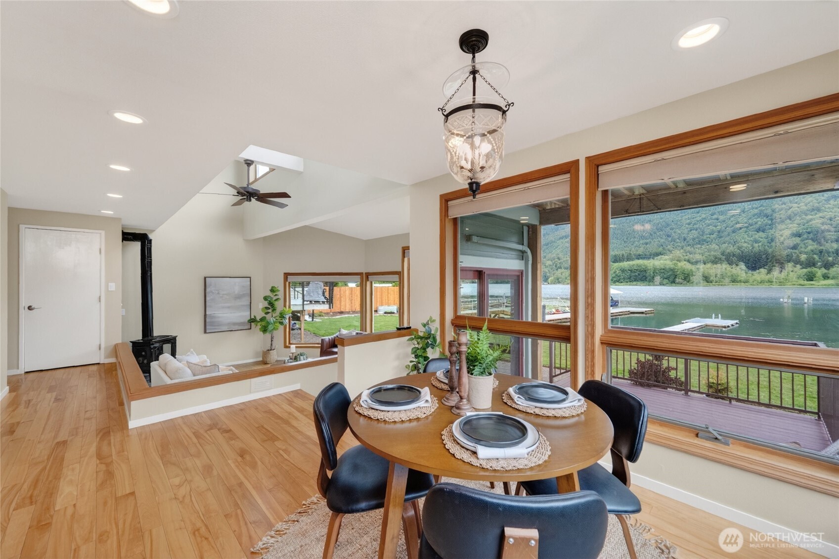 270 Shallow Shore Road Bellingham, WA 98229 - Photo 7 of 40