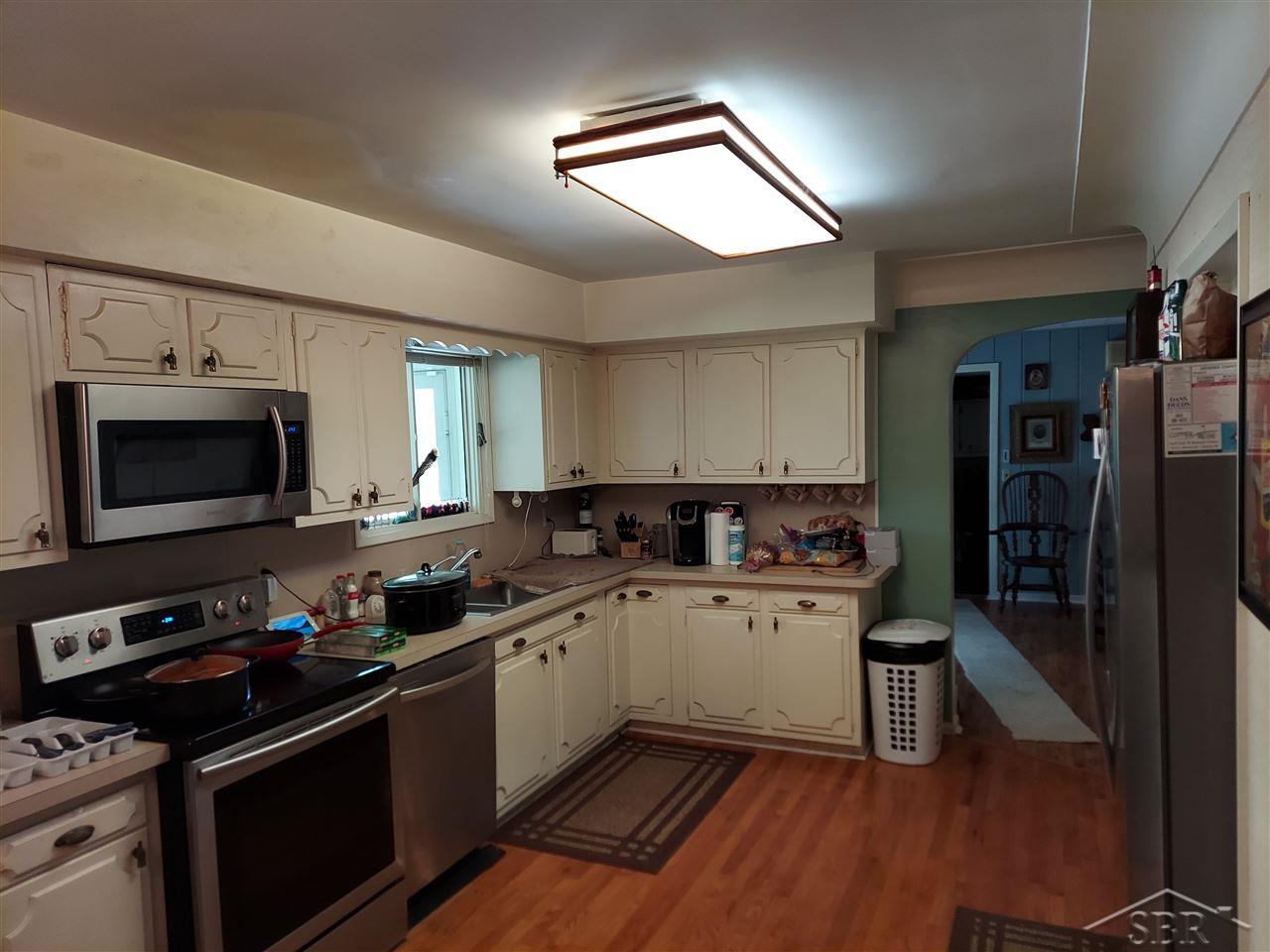 8084 West Mount Morris Road Flushing, MI 48433 - Photo 8 of 18 50019717-7.JPG