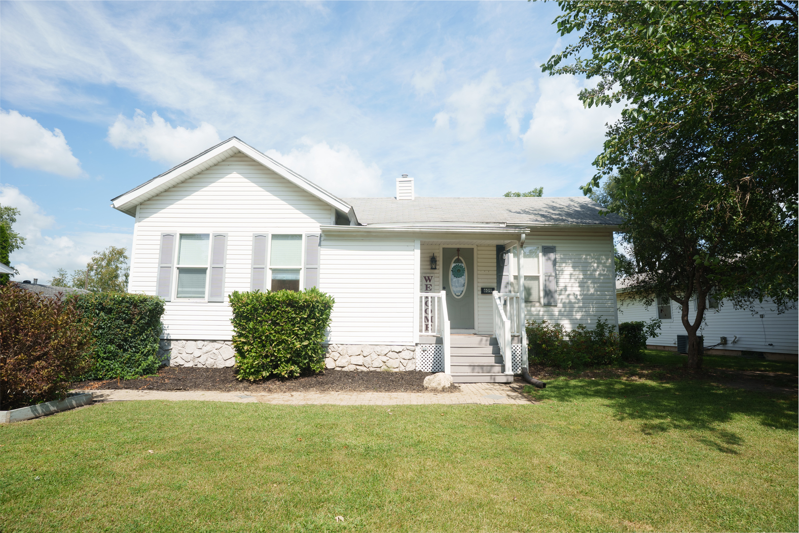 609 West 3rd Street Sandwich, IL 60548 - Photo 1 of 14 Gallery Image 1