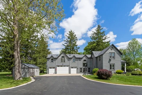 $549,999 | 204 Freemont Street, Durand, IL 61024