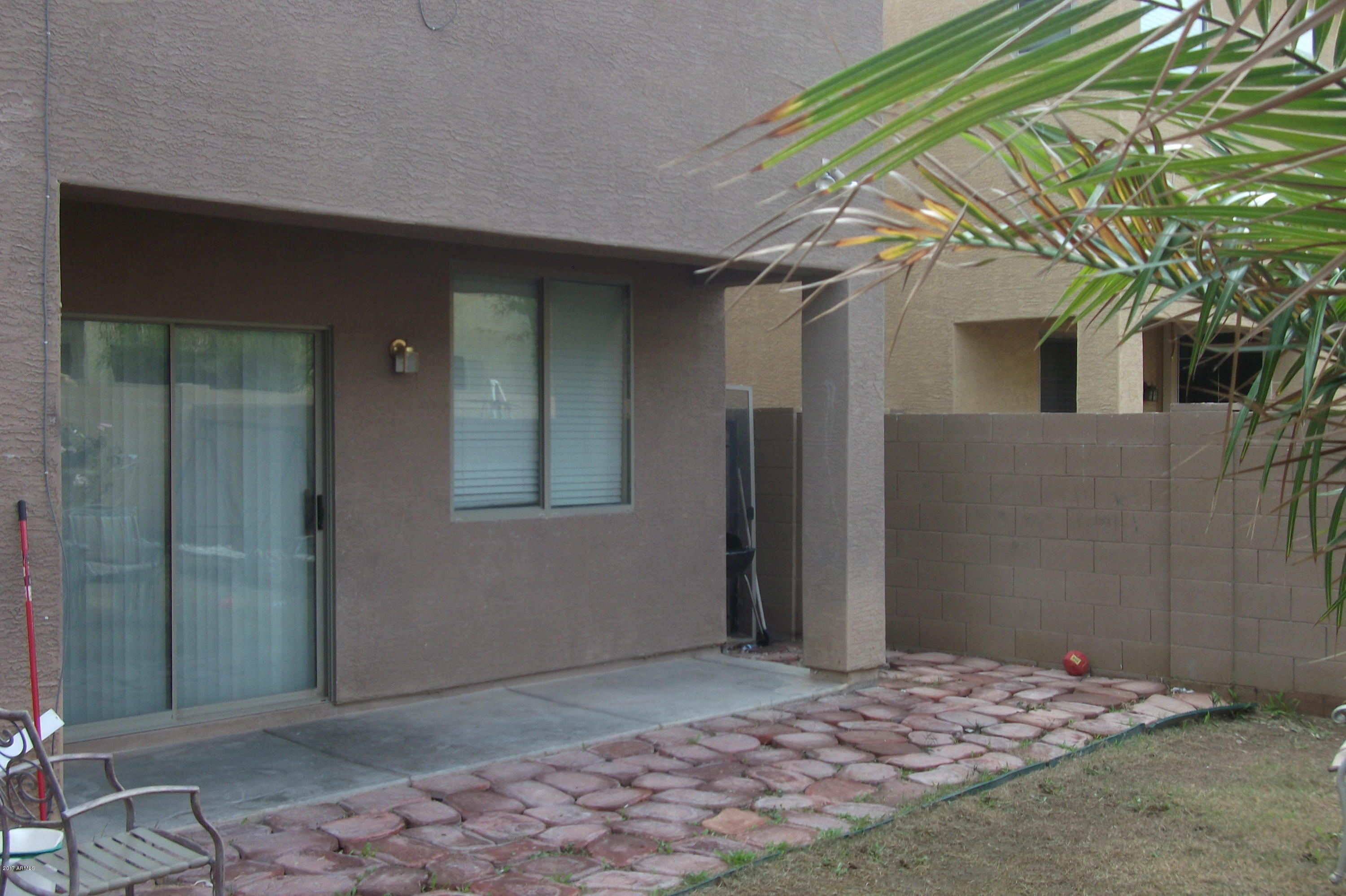 9316 West Cordes Road Tolleson, AZ 85353 - Photo 5 of 17 DSCF1944