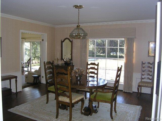 65 Stephens Road Grosse Pointe, MI 48236 - Photo 6 of 13 65 STEPHENS 007