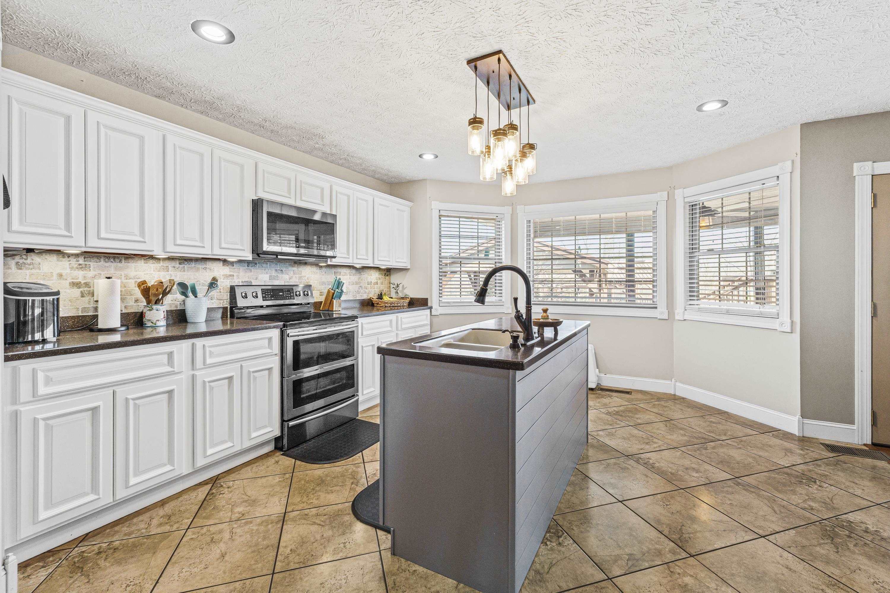 255 Adkins Road Olive Hill, KY 41164 - Photo 19 of 48