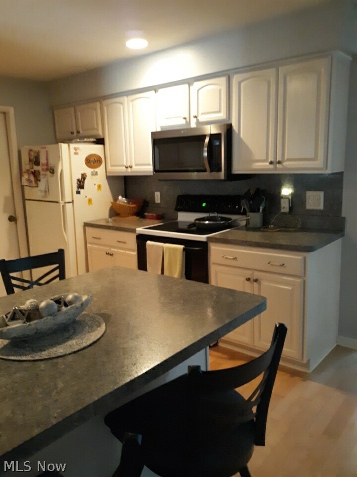 8374 Edgewood Road Mentor, OH 44060 - Photo 16 of 30 Gallery Image 16