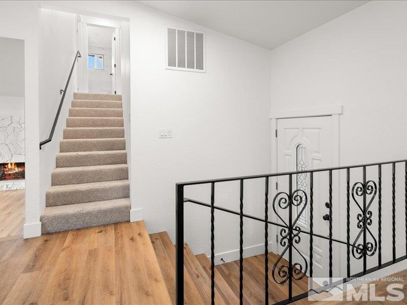 4160 Vivian Court Reno, NV 89502 - Photo 4 of 35 Photo 4