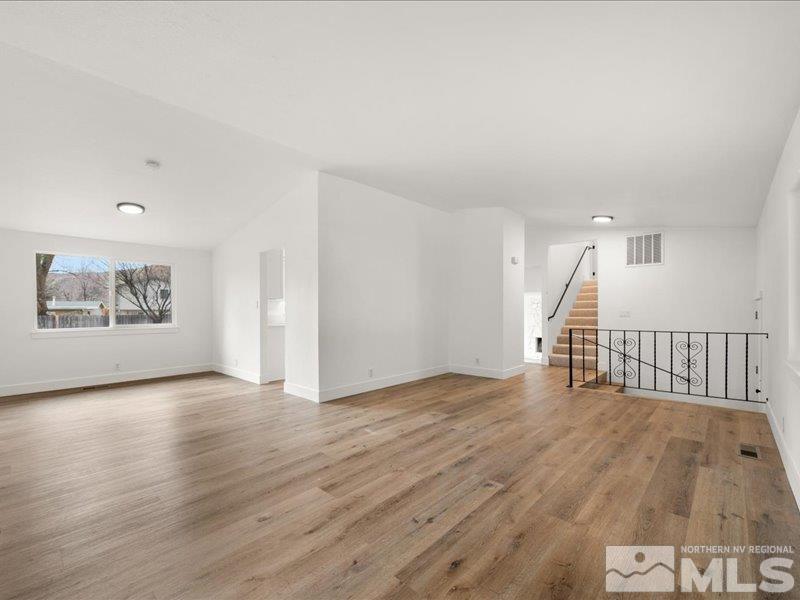 4160 Vivian Court Reno, NV 89502 - Photo 5 of 35 Photo 5