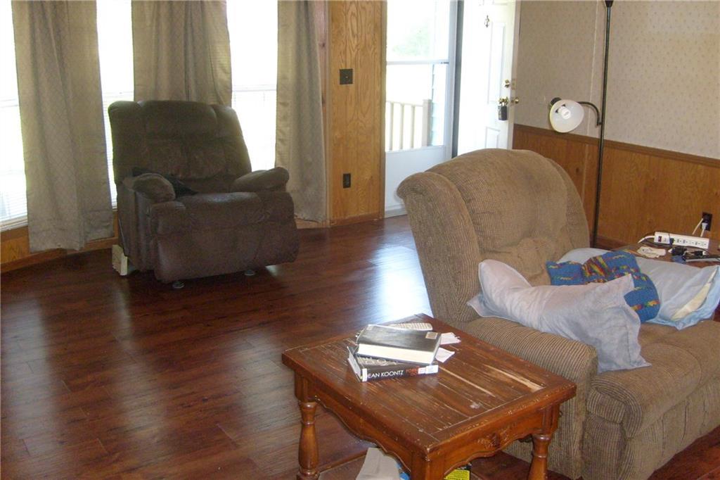 3289 Old Springfield Road Springfield, OH 45502 - Photo 2 of 35