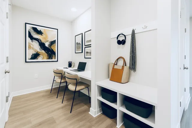 $3,460 | 250 McHenry Road, Unit B2B3, Buffalo Grove, IL 60089