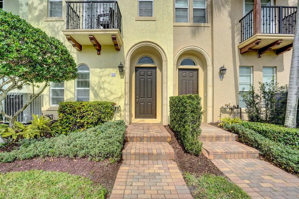 56 Via Floresta Drive, Unit 56 Boca Raton, FL 33487 - Photo 1 of 35 v1