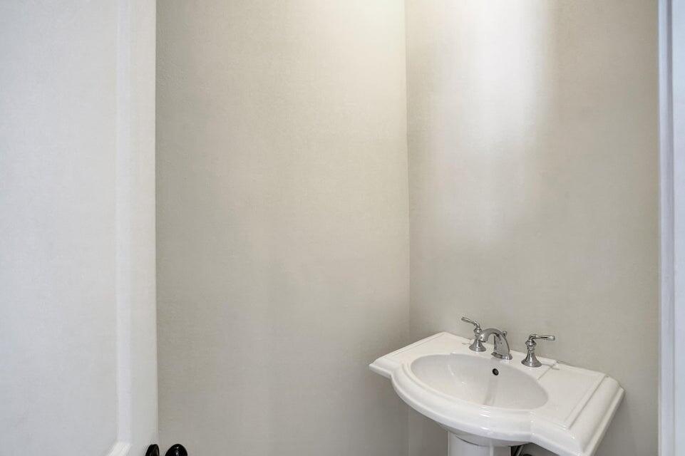56 Via Floresta Drive, Unit 56 Boca Raton, FL 33487 - Photo 16 of 35 20240129215014153982000000-o
