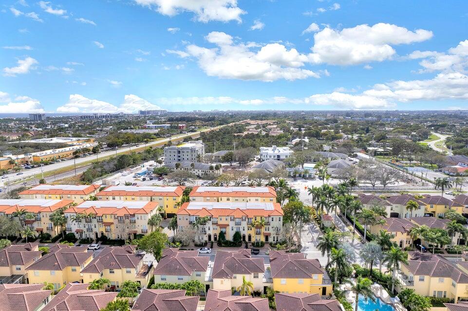 56 Via Floresta Drive, Unit 56 Boca Raton, FL 33487 - Photo 33 of 35 20240129215109217423000000-o