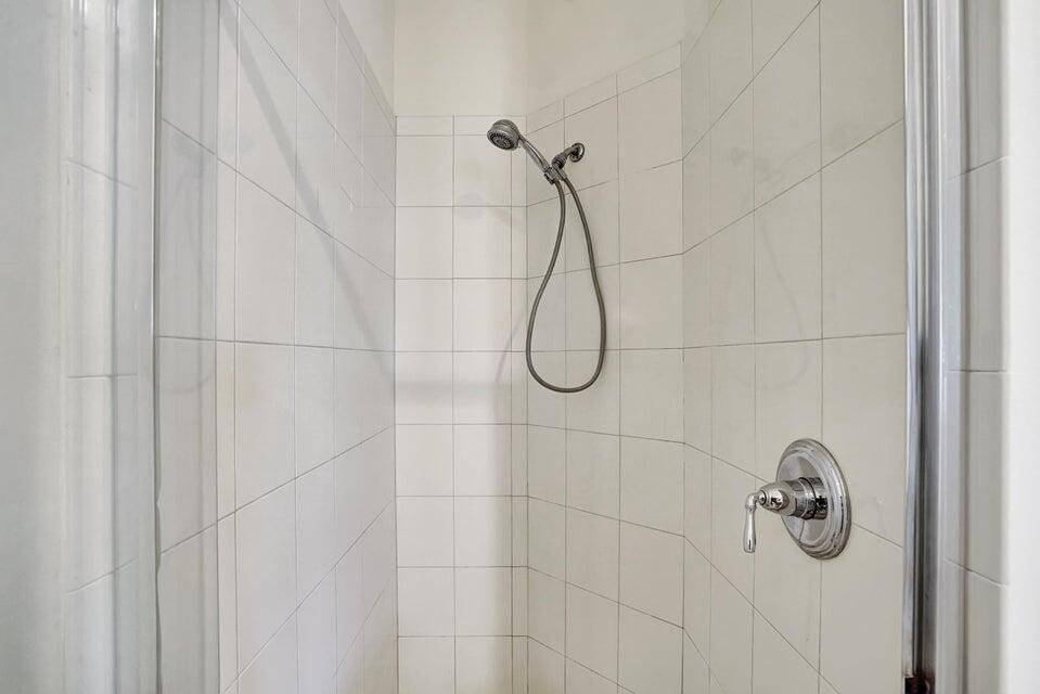 56 Via Floresta Drive, Unit 56 Boca Raton, FL 33487 - Photo 8 of 35 20240129215001001474000000-o