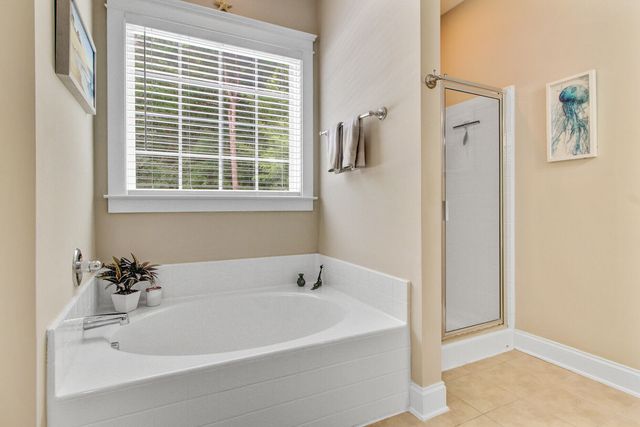 $575,000 | 219 Carolinian Drive, Summerville, SC 29485