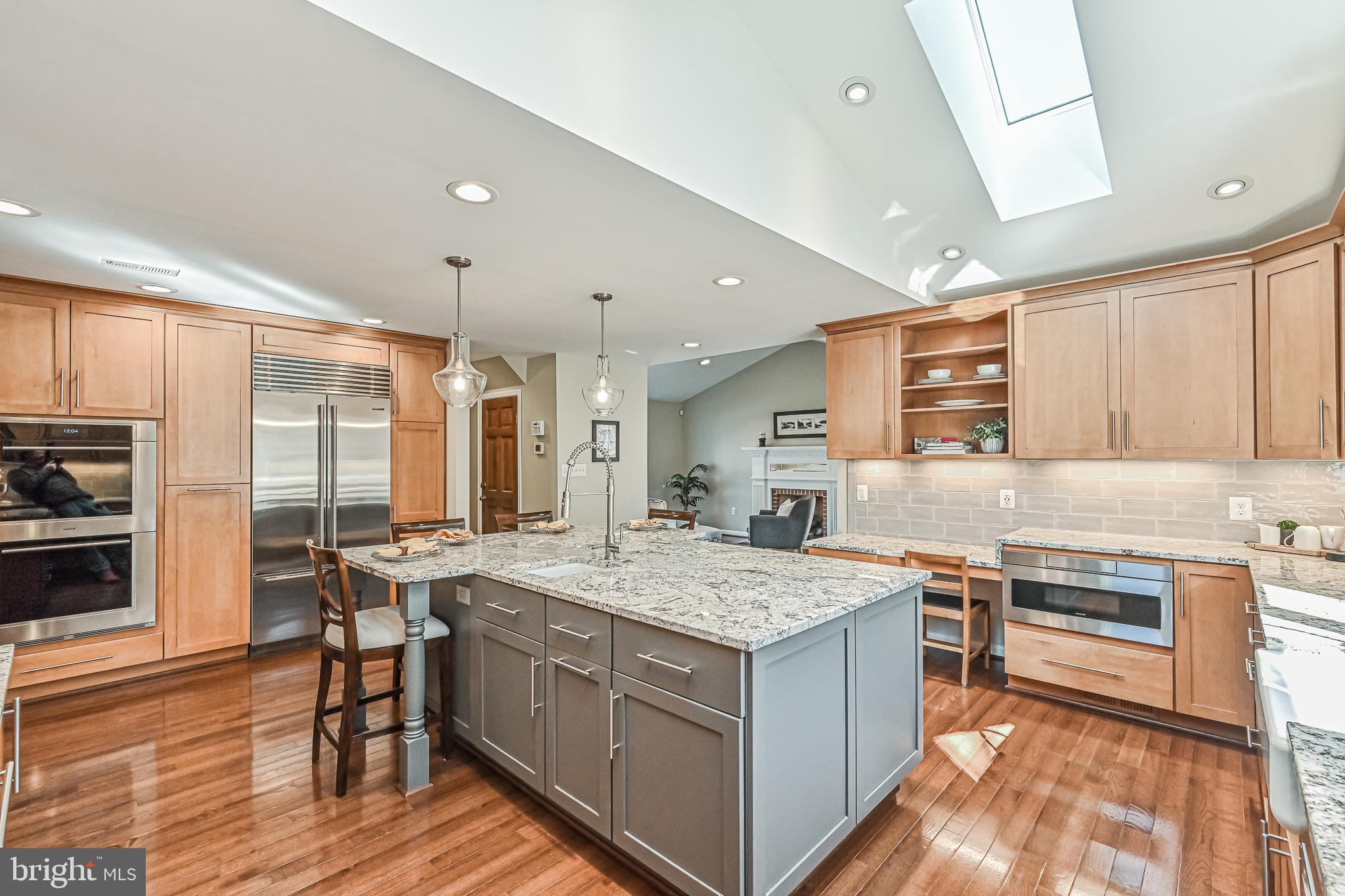 7725 Modisto Lane Springfield, VA 22153 - Photo 8 of 68 Gallery Image 8
