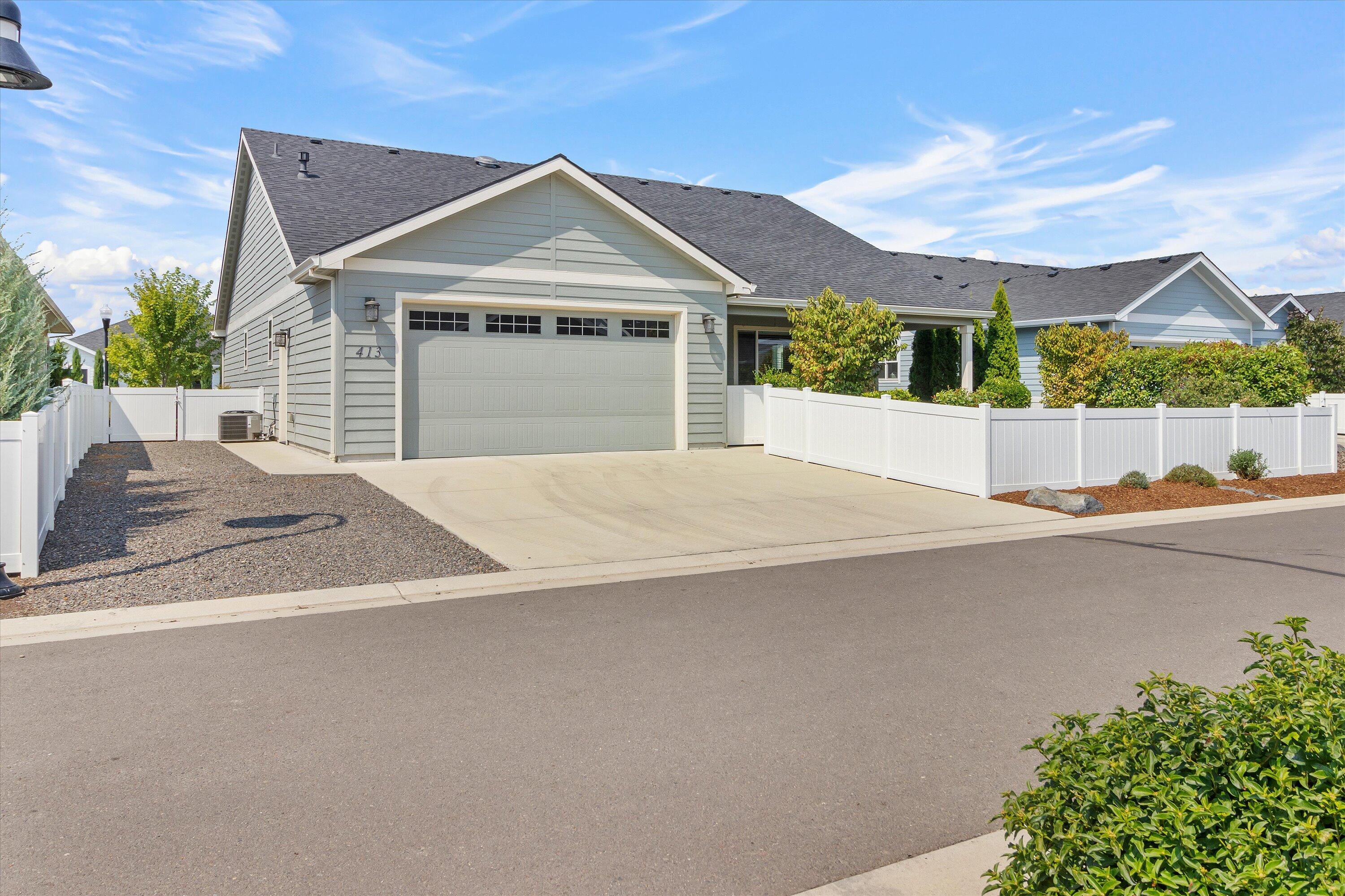 413 Stone Pointe Drive Central Point, OR 97502 - Photo 32 of 34 31-413 Sand Pointe Dr-31