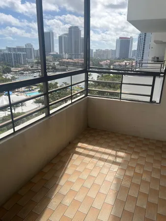 $2,300 | 600 Three Islands Boulevard, Unit 1015, Hallandale Beach, FL 33009
