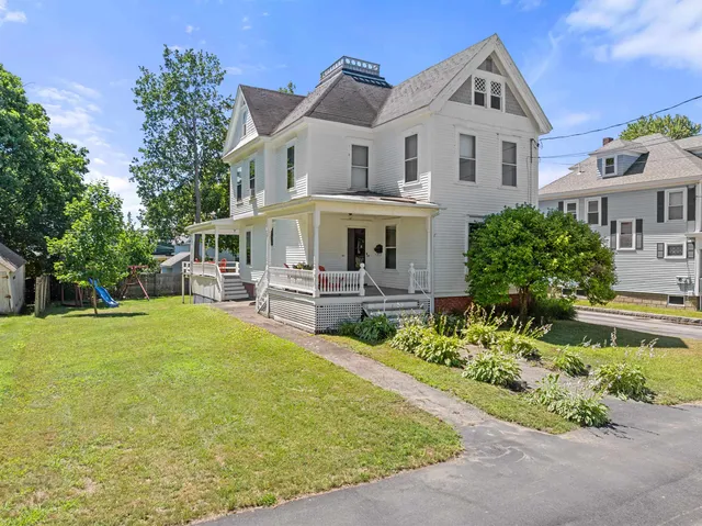 $439,900 | 62 Whipple Avenue, Laconia, NH 03246