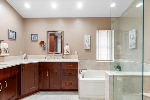 $800,000 | 6660 Northwest 75th Place, Parkland, FL 33067
