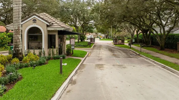 $800,000 | 6660 Northwest 75th Place, Parkland, FL 33067