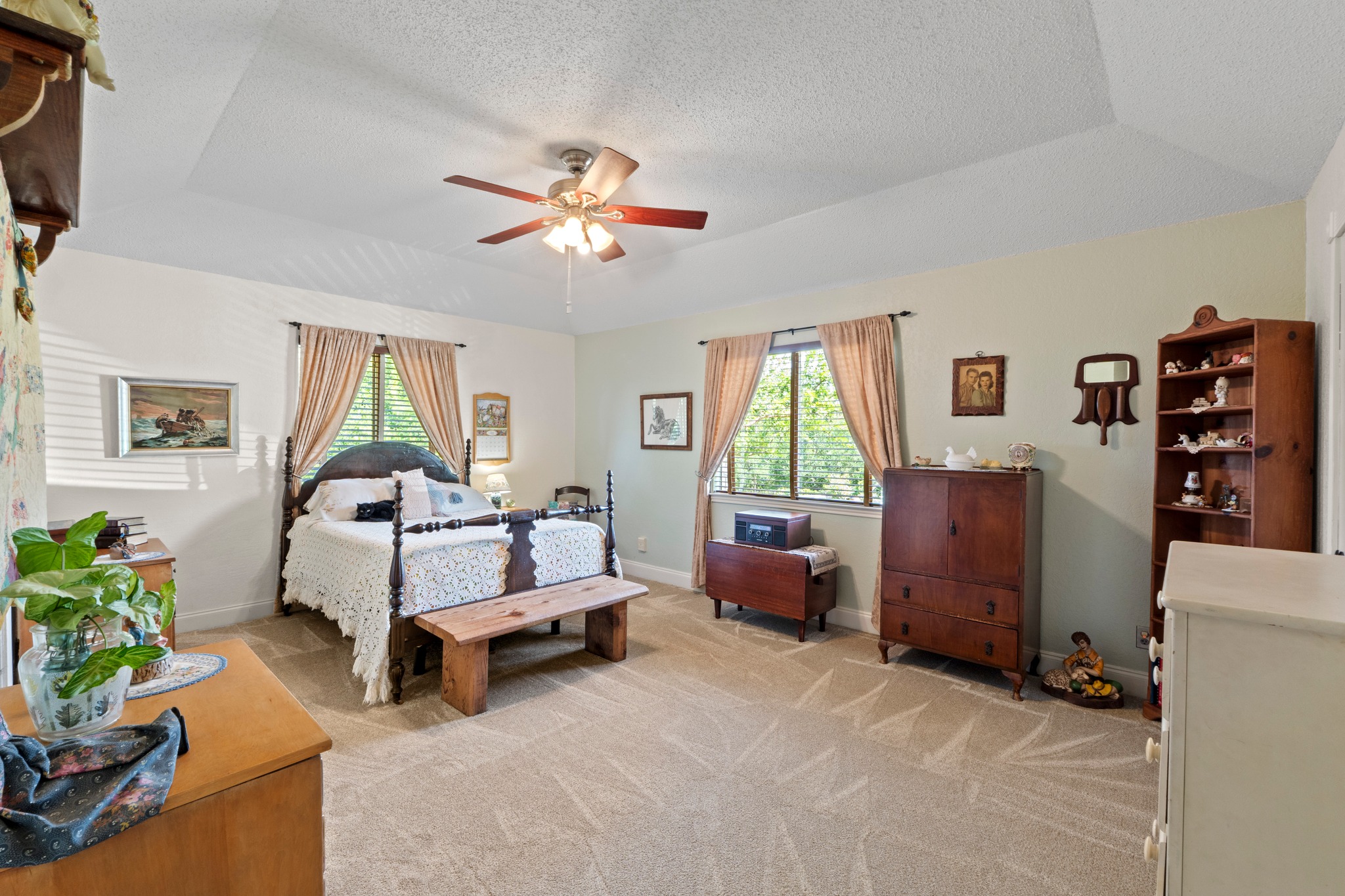701 Berry Lane Georgetown, TX 78626 - Photo 26 of 37 Beautiful spacious primary bedroom with plenty of light