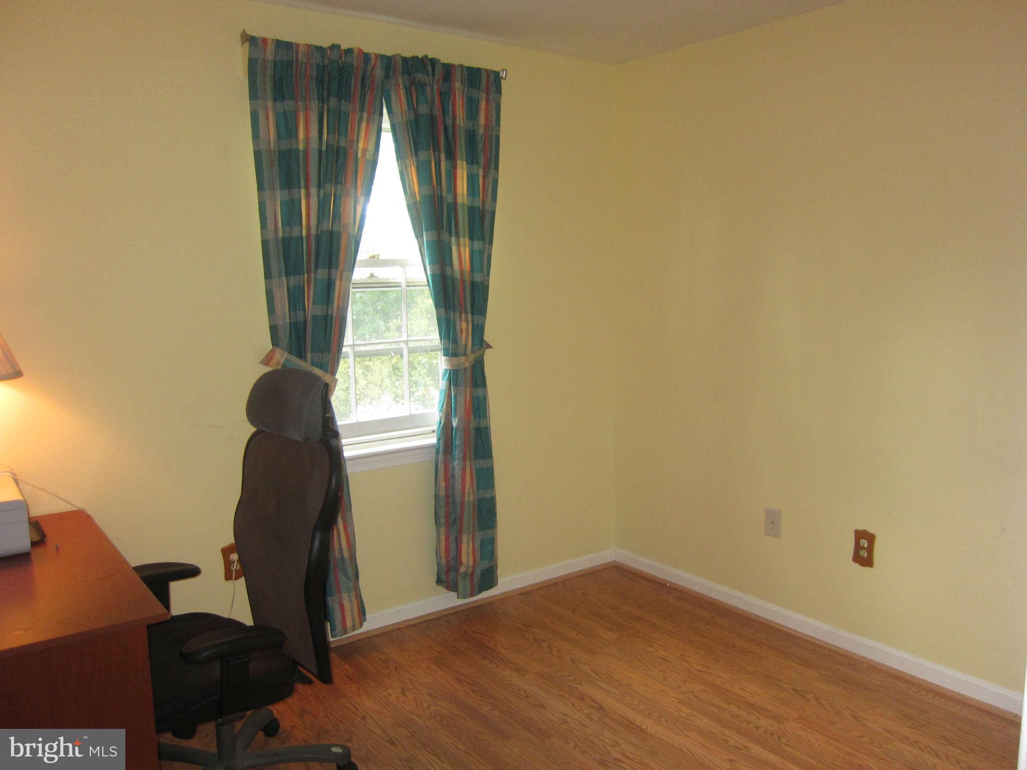 709 Bonifant Road Silver Spring, MD 20905 - Photo 11 of 29 Bedroom 1
