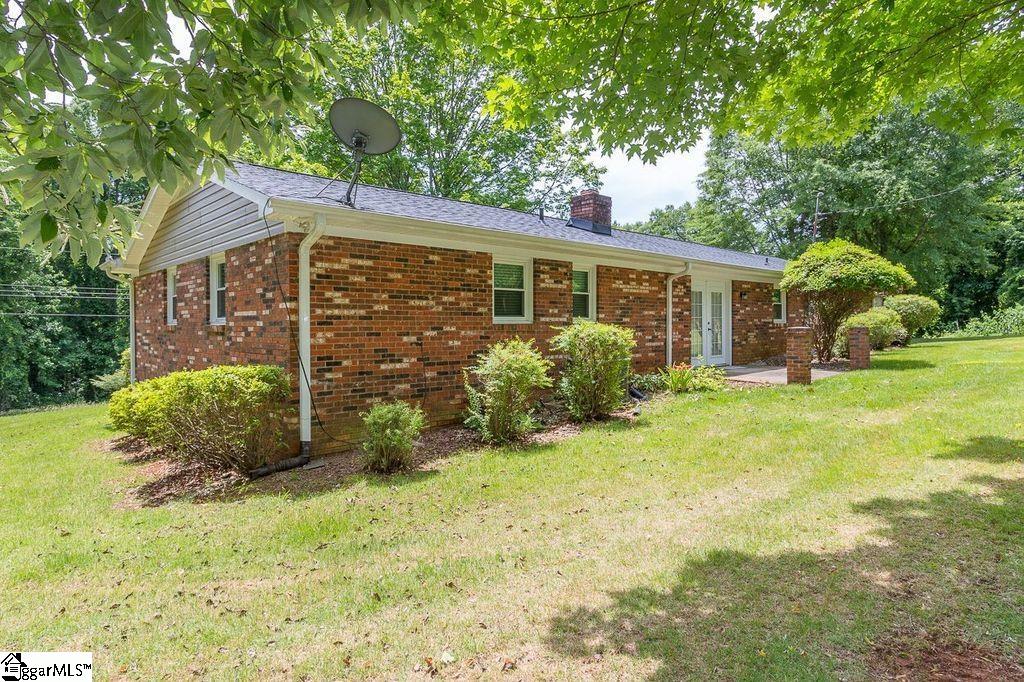 1528 Hunts Bridge Road Easley, SC 29640 - Photo 31 of 36
