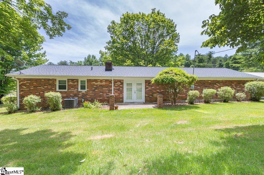 1528 Hunts Bridge Road Easley, SC 29640 - Photo 4 of 36