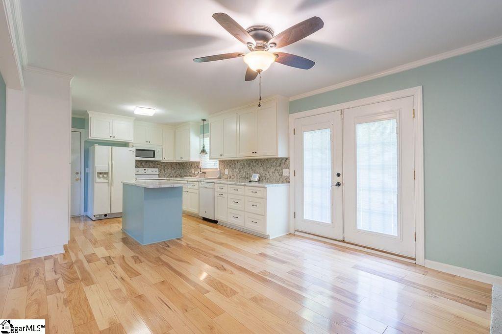 1528 Hunts Bridge Road Easley, SC 29640 - Photo 9 of 36