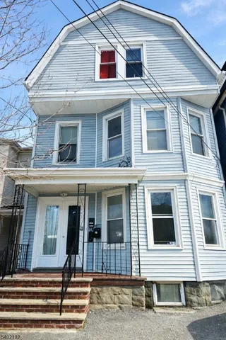 $2,250 | 133 Oraton Street, Newark, NJ 07104