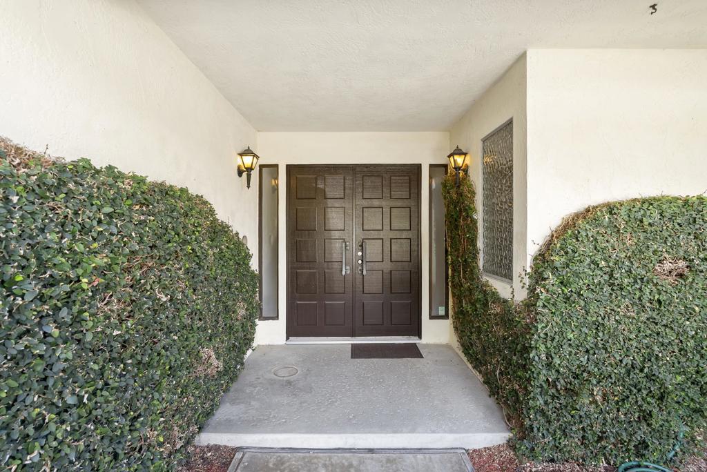 16138 Via Madera Circa West Rancho Santa Fe, CA 92091 - Photo 4 of 44