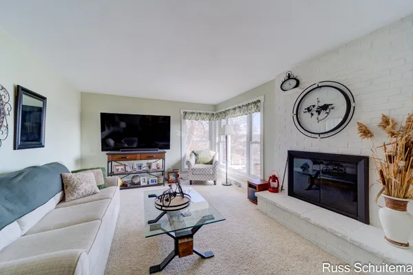 $399,900 | 11560 Bluebird Drive, Lakeview, MI 48850