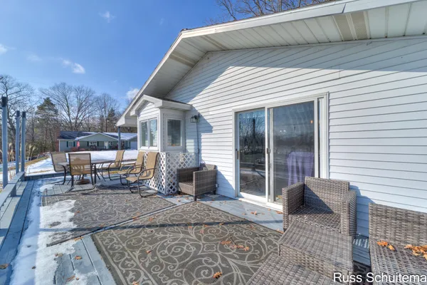 $399,900 | 11560 Bluebird Drive, Lakeview, MI 48850