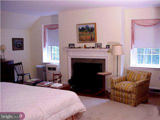 2253 Buttonwood Road Berwyn, PA 19312 - Photo 5 of 6