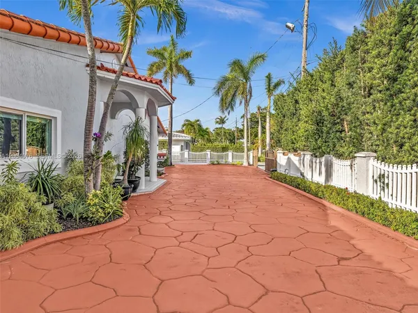 $26,000 | 12904 Banyan Road, North Miami, FL 33181
