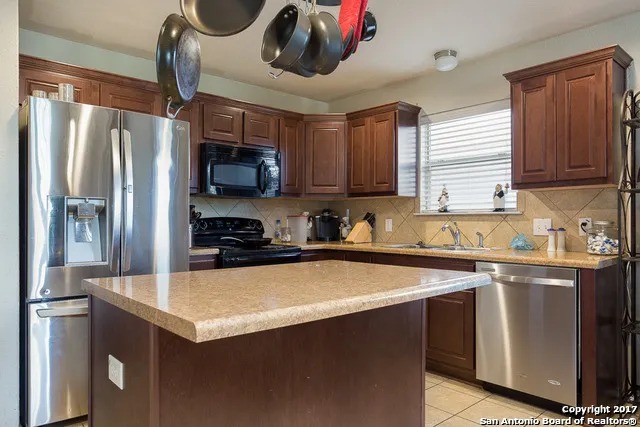 $1,775 | 7022 Asbury, San Antonio, TX 78244