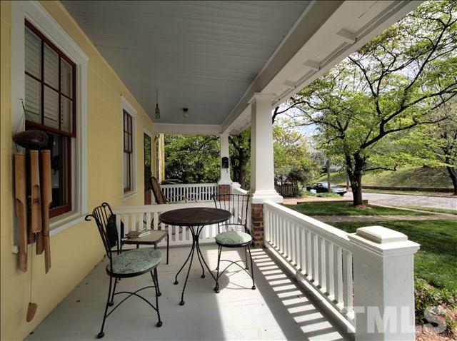 409 Calvin Road, Unit 1 Raleigh, NC 27605 - Photo 3 of 18 Gallery Image 3