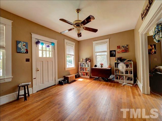 409 Calvin Road, Unit 1 Raleigh, NC 27605 - Photo 4 of 18 Gallery Image 4