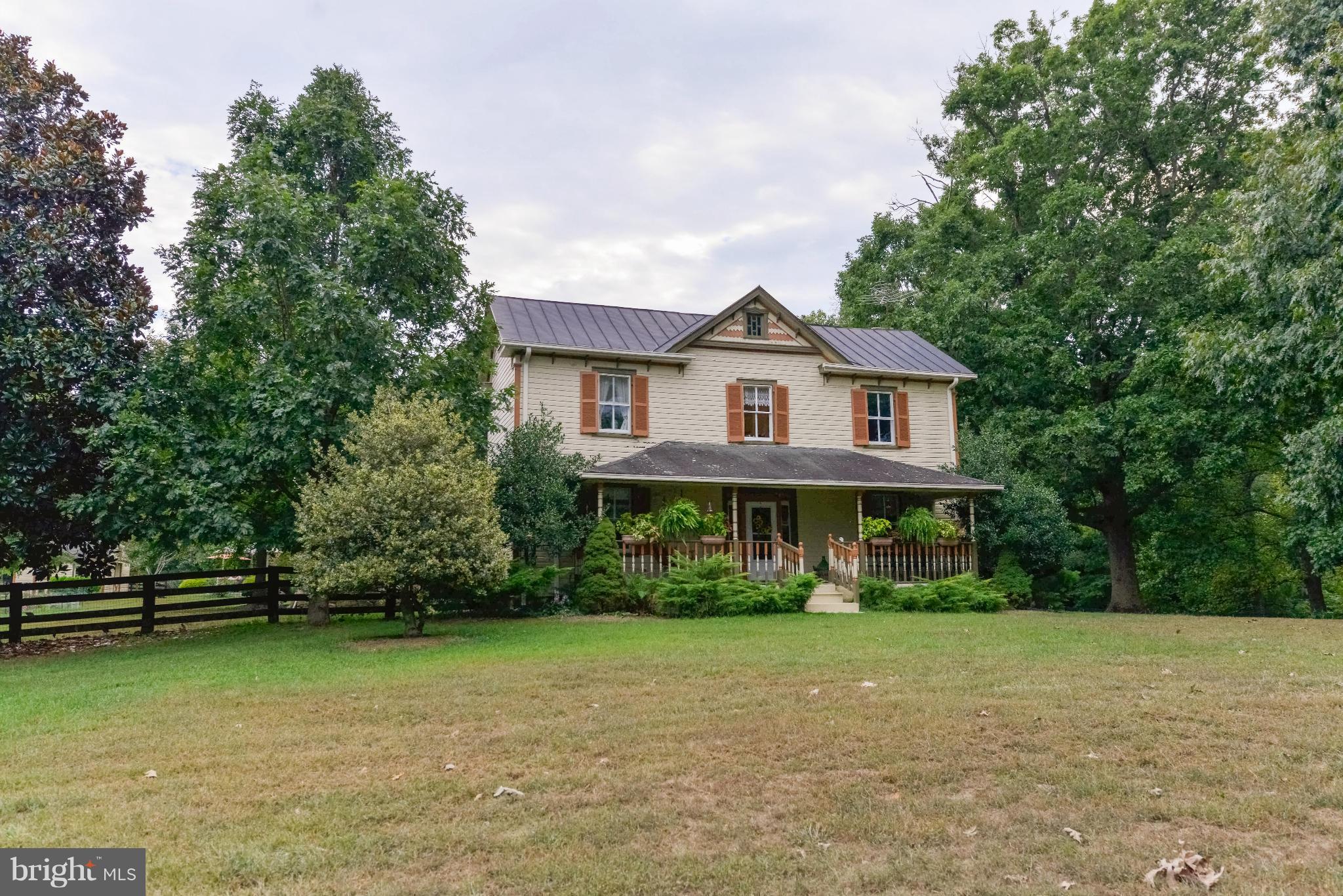 11529 Putnams Mill Road Hume, VA 22639 - Photo 1 of 30 Exterior (Front)
