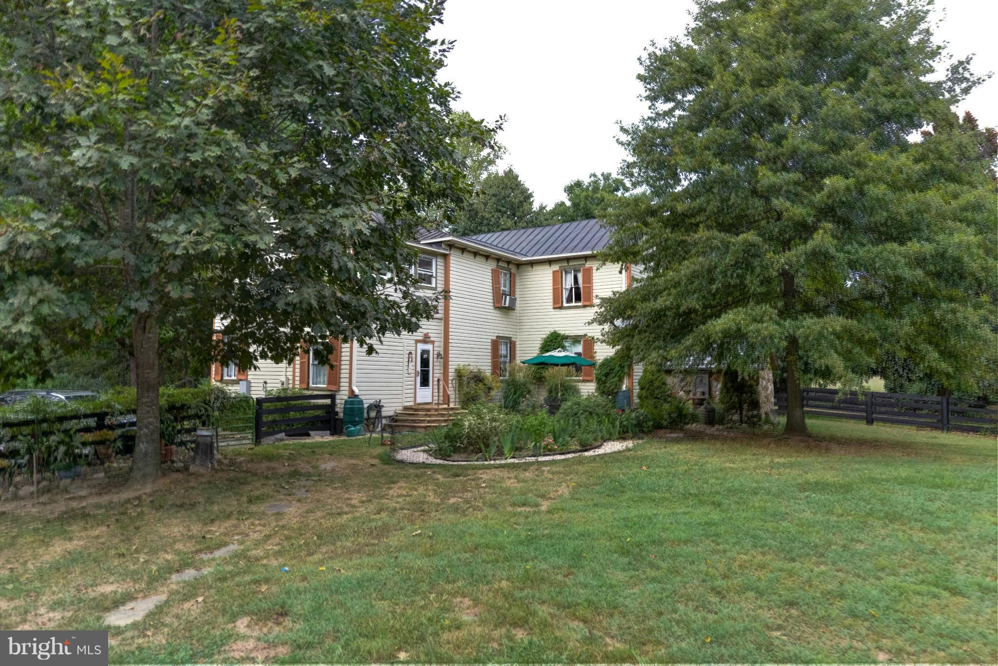11529 Putnams Mill Road Hume, VA 22639 - Photo 29 of 30 Exterior (Front)